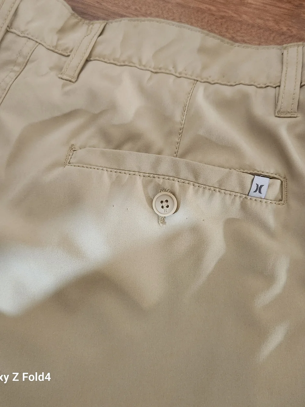 Hurley Men's Beige Flat Front Casual Shorts Sz 34